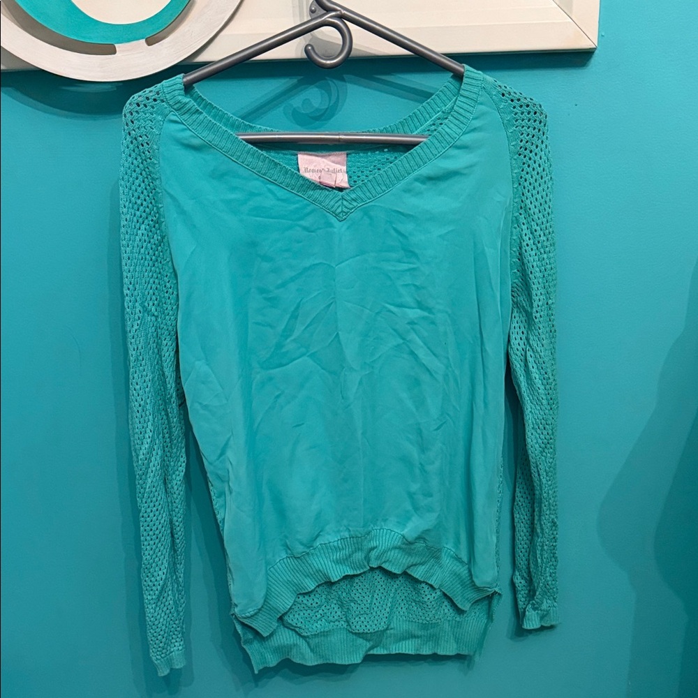 Romeo & Juliet Couture Teal Long Sleeve Top